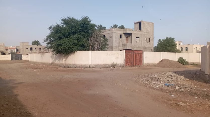 فيلا للبيع في المدينة الخضراء – بلوك 4 المرحلة الثالثة | YemenKey