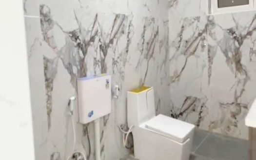 شقة فاخرة للبيع في صنعاء – حدة شارع الخمسين قرب شركة واي