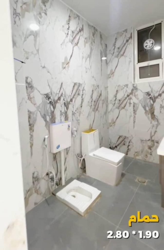 شقة للبيع في صنعاء – حدة شارع الخمسين قرب شركة واي