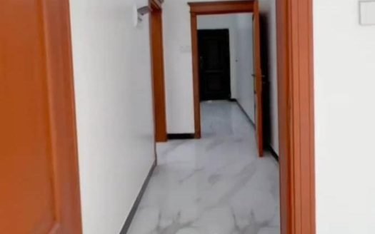 شقة للبيع في صنعاء – حدة شارع الخمسين قرب شركة واي