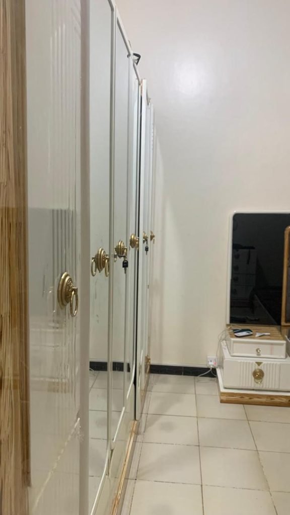 شقة مفروشة فاخرة للإيجار في عدن – إنماء القديمة المرحلة الثالثة | YemenKey