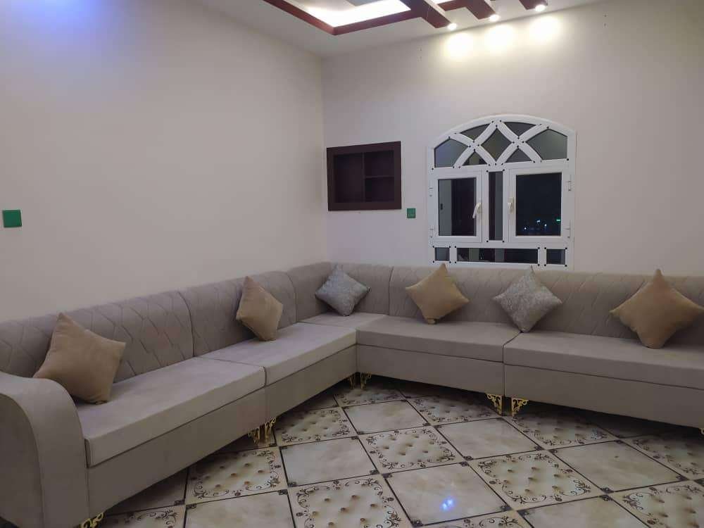 4 شقق مفروشة جديدة للإيجار في الممدارة الجديدة – عدن YemenKey