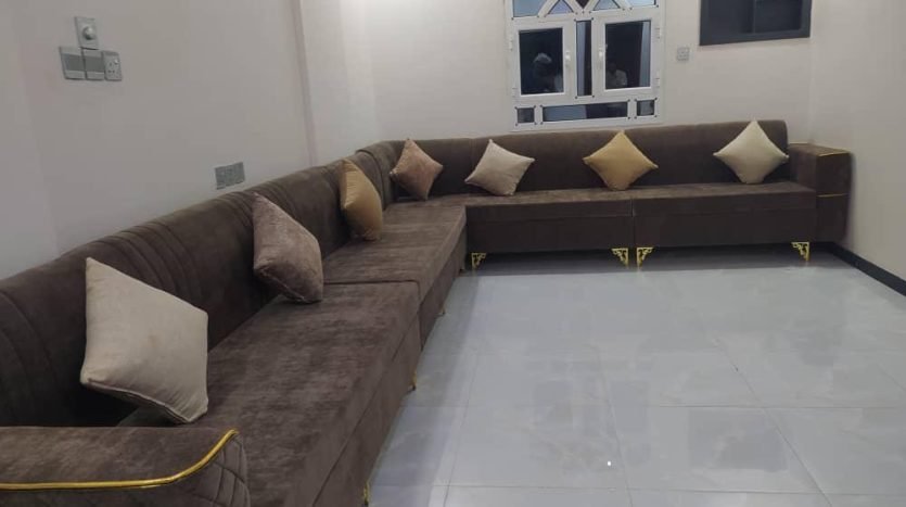 4 شقق مفروشة جديدة للإيجار في الممدارة الجديدة – عدن YemenKey