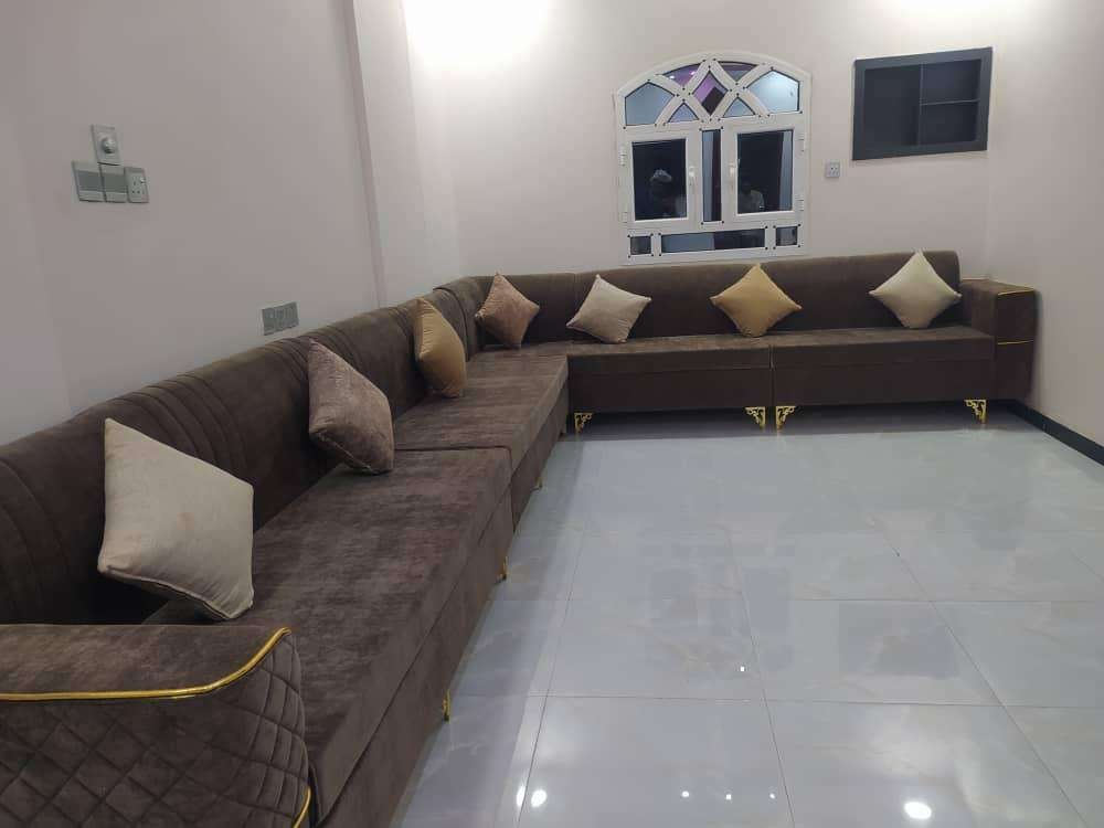 4 شقق مفروشة جديدة للإيجار في الممدارة الجديدة – عدن YemenKey