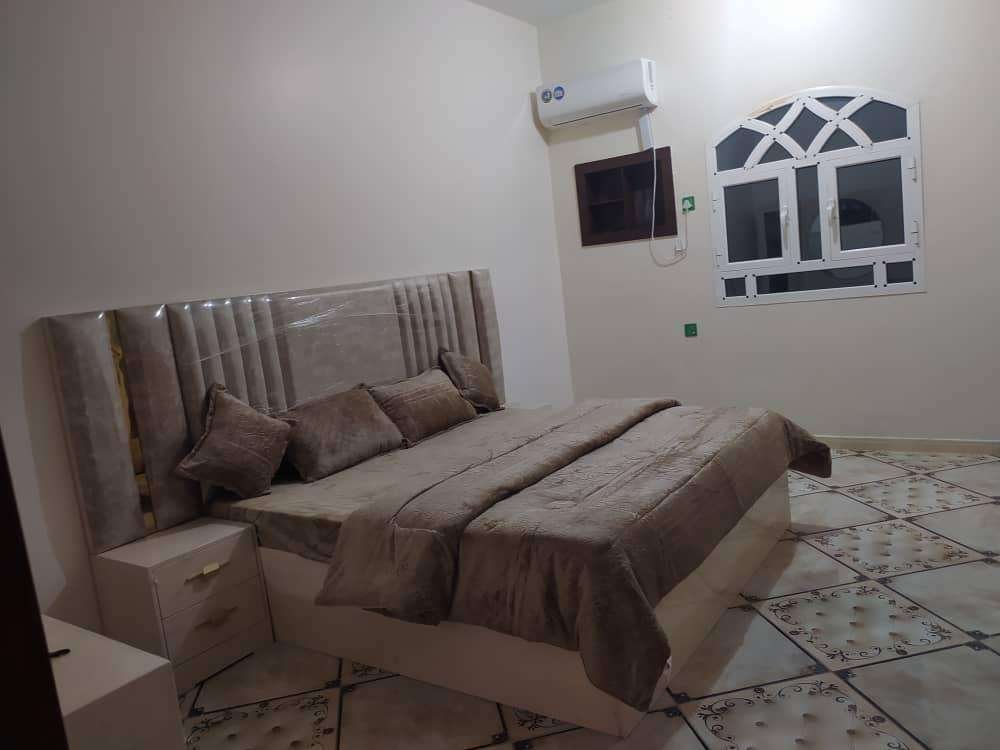 4 شقق مفروشة جديدة للإيجار في الممدارة الجديدة – عدن YemenKey
