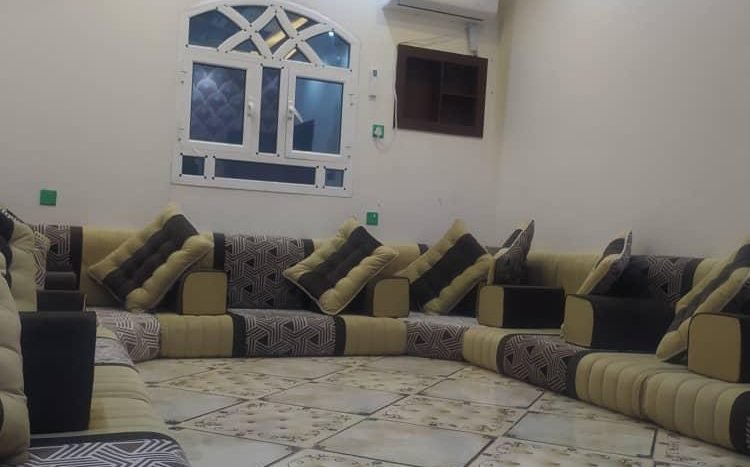 4 شقق مفروشة جديدة للإيجار في الممدارة الجديدة – عدن YemenKey