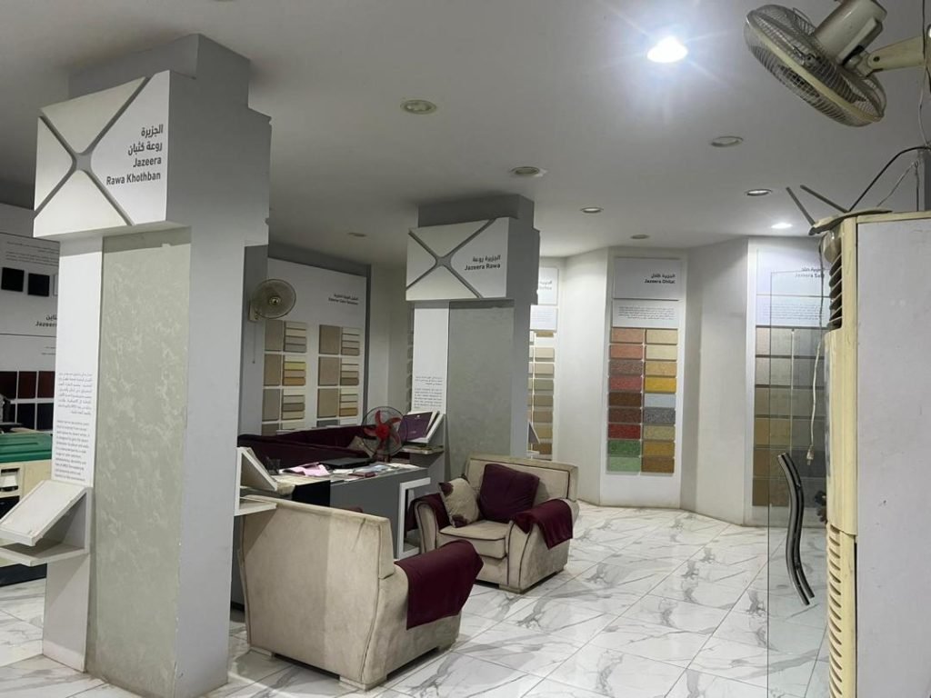 محل تجاري للإيجار في إنماء القديمة – موقع استراتيجي بجانب محطة بندر عدن | YemenKey