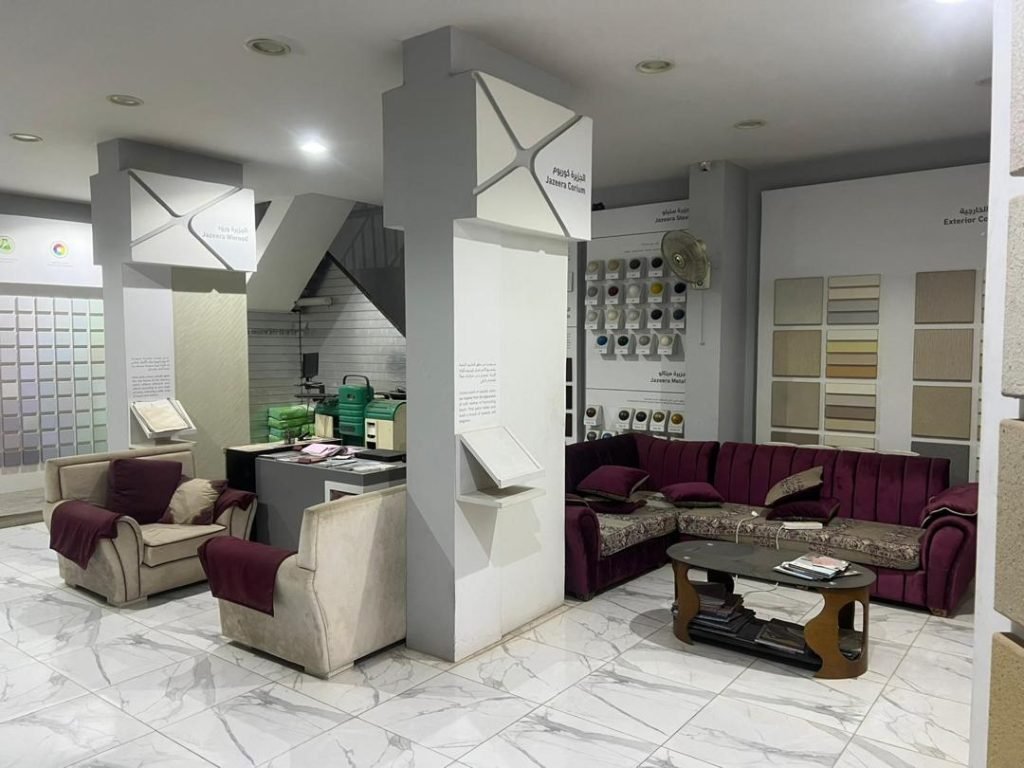 محل تجاري للإيجار في إنماء القديمة – موقع استراتيجي بجانب محطة بندر عدن | YemenKey