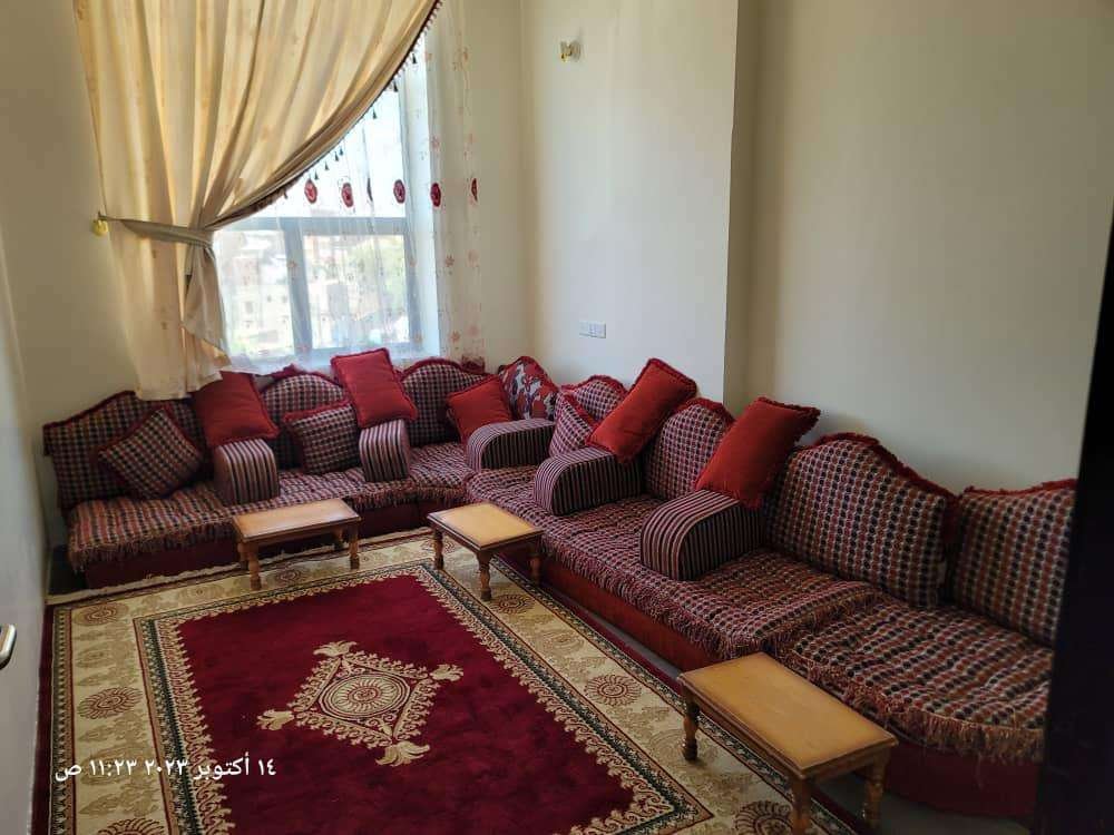 شقة مفروشة سوبر لوكس للإيجار في صنعاء – شارع القيادة | YemenKey